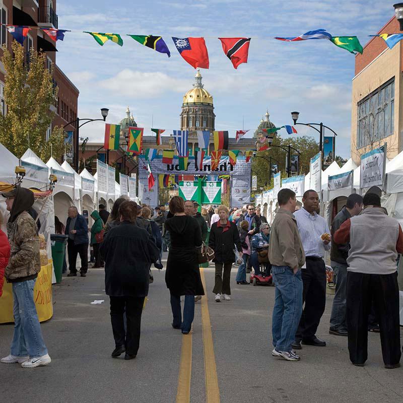 Students and local Des Moines residents enjoying the World Food & Music Festival